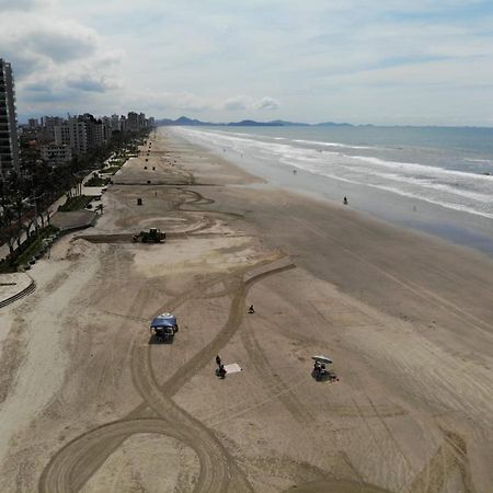 Appartement Apto Pé na Areia à Praia Grande  Extérieur photo